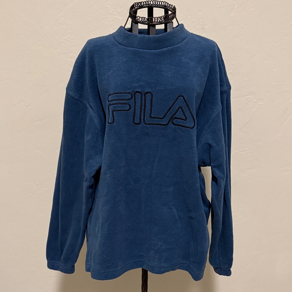 Vintage 90’s Fila Men's Crewneck Sweater in Deep Blue